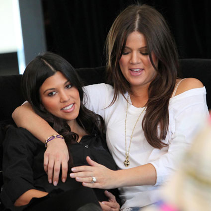 Kourtney Kardashian, Khloe Kardashian Odom Kourtney Kardashian, Khloe Kardashian Odom